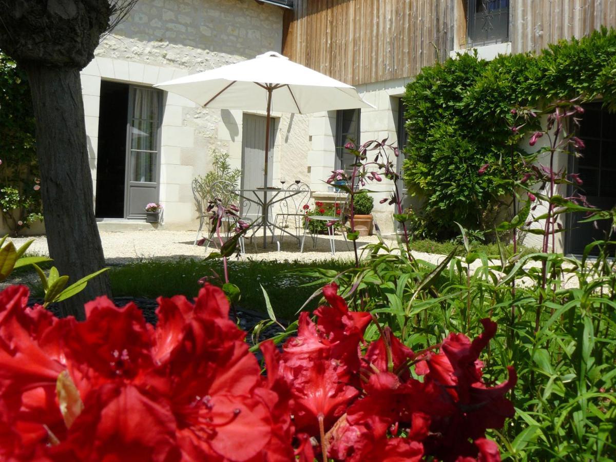 Chambres D'Hotes Rue Du Poids Bourgueil Eksteriør billede